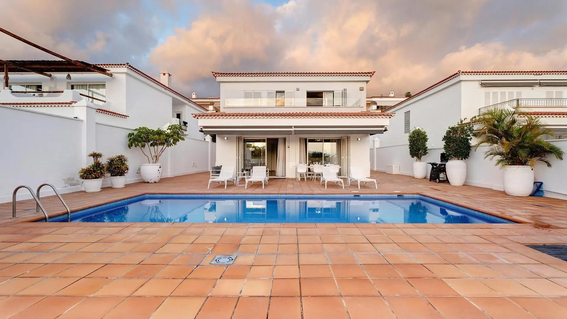 Espectacular Villa Aurora By Paramount Holidays Puerto de Santiago   Puerto de Santiago (Tenerife)